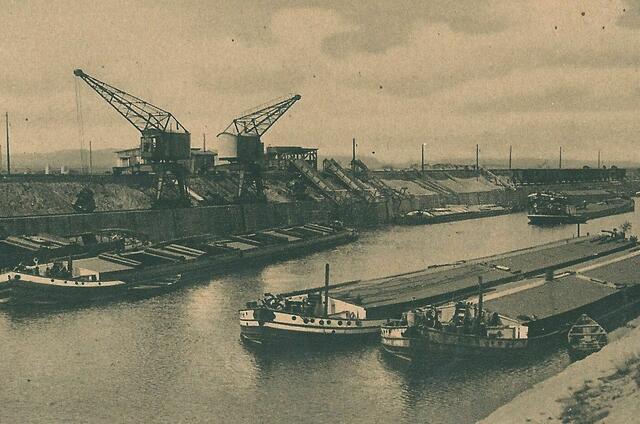 Misburger Hafenanlagen, um 1930.