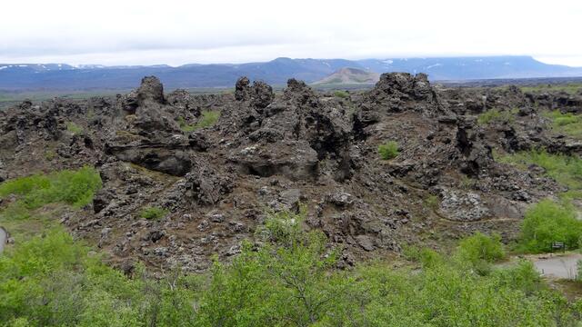 Gewaltige Formen aus Basalt