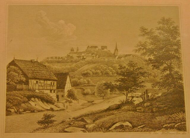 Auf einem alten Kupferstich ist links die Pletschmühle unterhalb von Homberg zu sehen.