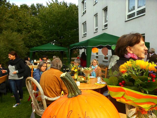 . . . Herbstfest beim "Nachbarschaftstreff" am Ostlandring in Burgdorf . . .