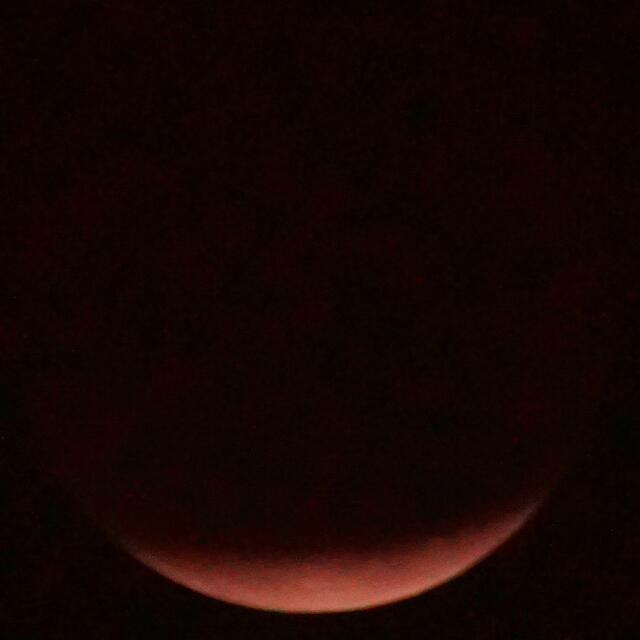 28.09.2015 4:07 (bei Bodennebel und Wolkenschleier)