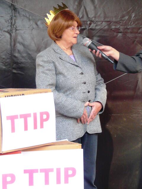 Die Bundeskanzlerin wird interviewt.