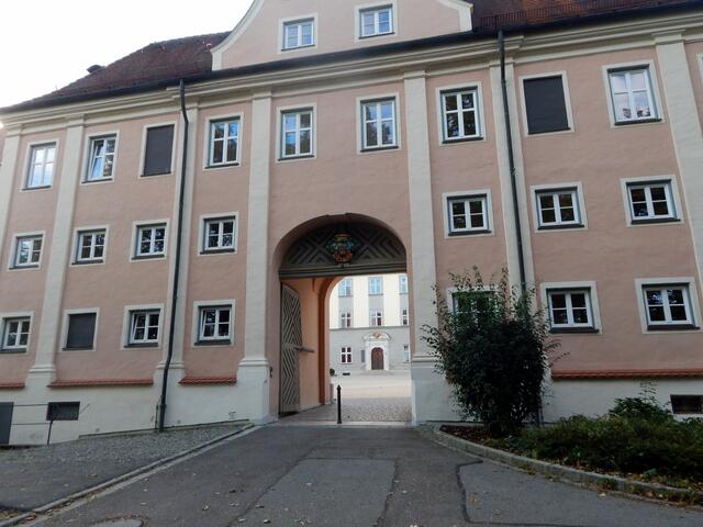 Tor ins Klostergelände