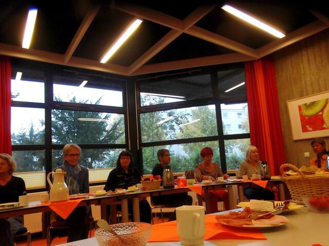 . . . die Mitarbeiterinnen vom Verein "Benefizz" in der Paulusgemeinde . . .