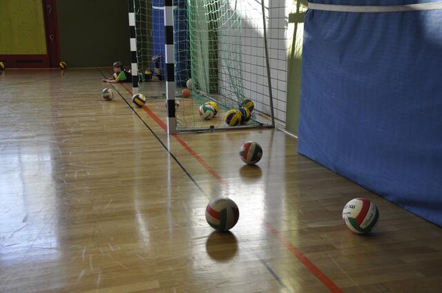 Ball-Junge