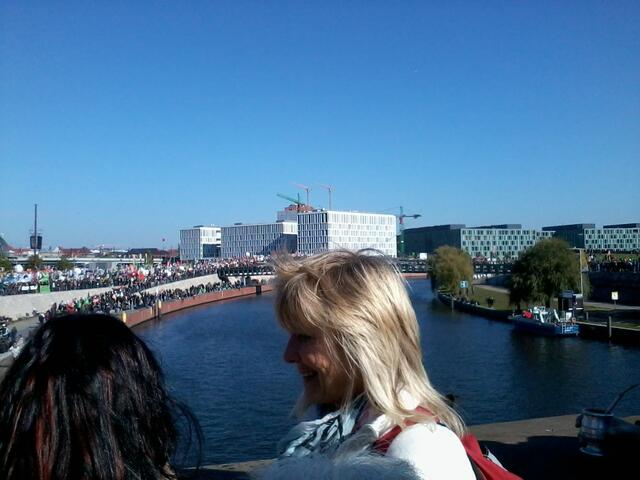 Rückblick von einer Spreebrücke