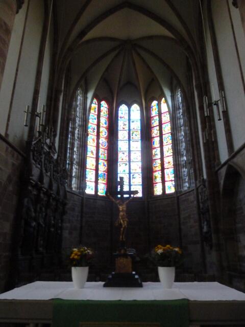 Fenster mit Altar