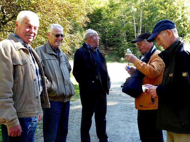 Oktoberwanderung zum Forsthaus Blumenhagen. Lauenau