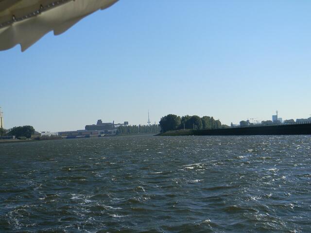 Keine Wolke am Himmerl.