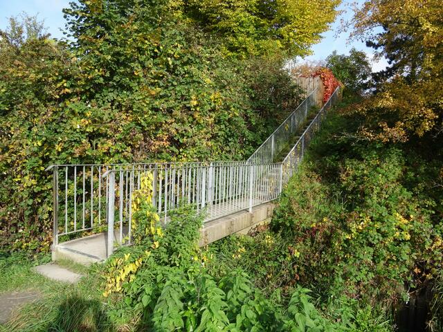 Kleine Brücke am Ende der Eduard-Möricke-Str.