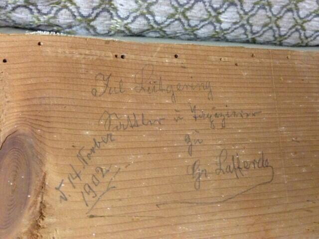 Vermerk auf dem Rahmen: Jul(ius) Lütgering, Sattler u. Tapezierer zu Gr. Lafferde d. 14. November 1902