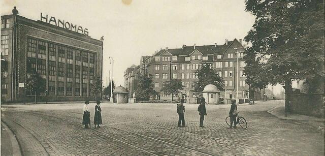 ...und vor ca. 90 Jahren. Blick aus der Deisterstraße mit Hanomag und Göttinger Straße (scharf links) und von Alten Mauer (rechts).