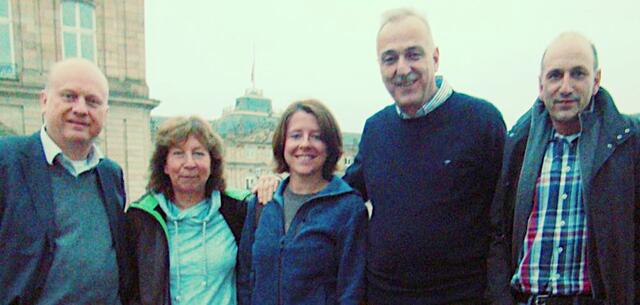 Vorstand vor dem Neuen Schloss in Stuttgart; v. l. n. r.: Kurt-Georg Pfleiderer, Susanne und Andrea Schuster, Matthäus Felder, Reiner Pfleiderer