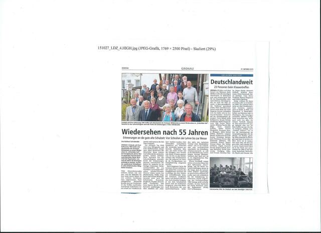 Erstmaliges Klassentreffen des 60er Abgangs der Georg-Sauerwein-Realschule Gronau, nach 55Jahren im Oktober 2015 in Gronau. Organisiert von Dieter Reckstatt. Natürlich waren Geschichten aus der Schulzeit das Tagesthema. http://www.myheimat.de/gronau-leine/kultur/realschule-georg-sauerwein-31028-gronau_wir-schuelerinnen-des-abgangs-1957_a-d2620812.html | Foto: LDZ