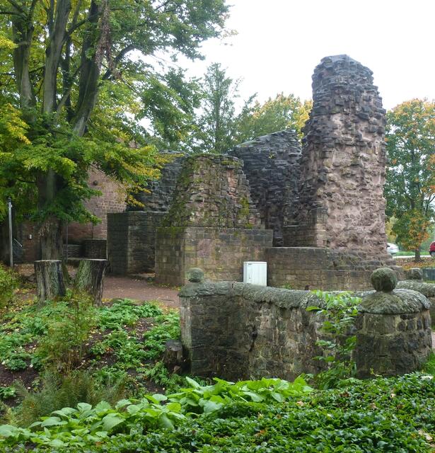 Reste der Burg Kerpen in Illingen