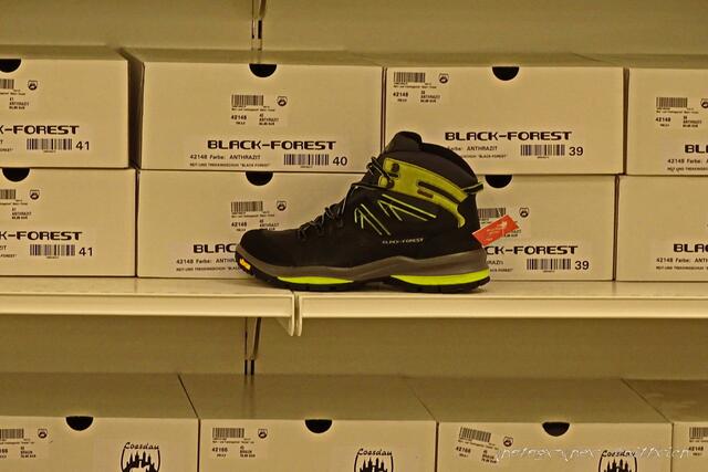 Reit- und Treckingschuh