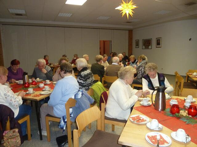 Im Augenblick herrschte Stille.