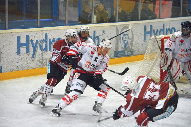 Kapitän Alexander Strehler gibt alles im Kampf um die Playoffs!