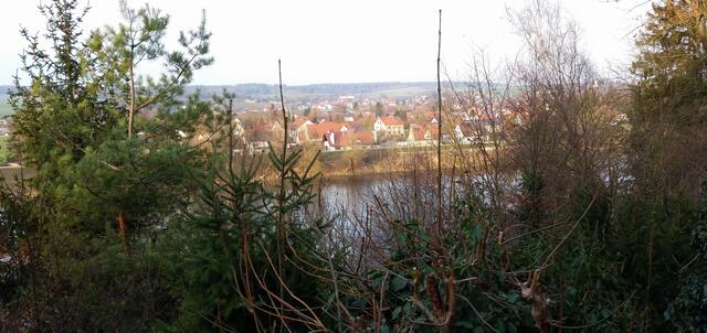 Zuerst aber ein Blick von oben auf die Stadt und der  Donau