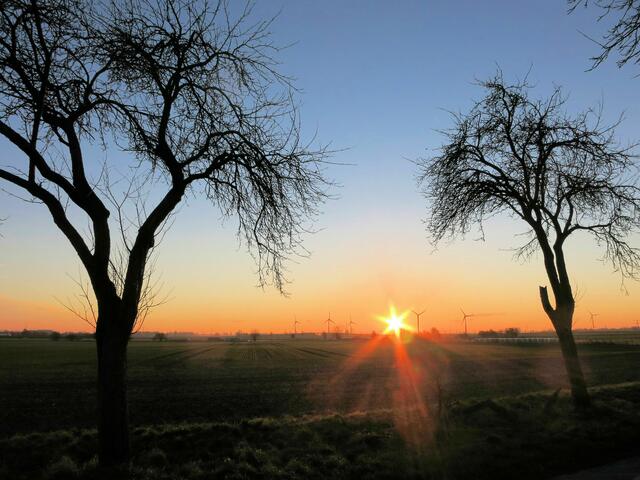 08.12.2015 08:32, ca. 2 km weiter nördlich vom vorangehenden Standort entfernt.