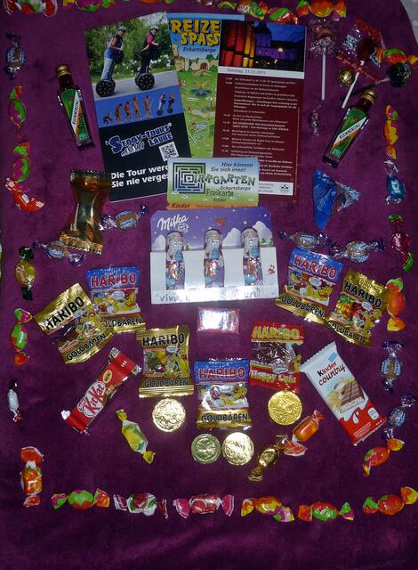 Das ist (war) die Ausbeute unserer Enkel - Der Bad Bibraer Märchenumzug am 12.12.2015 !