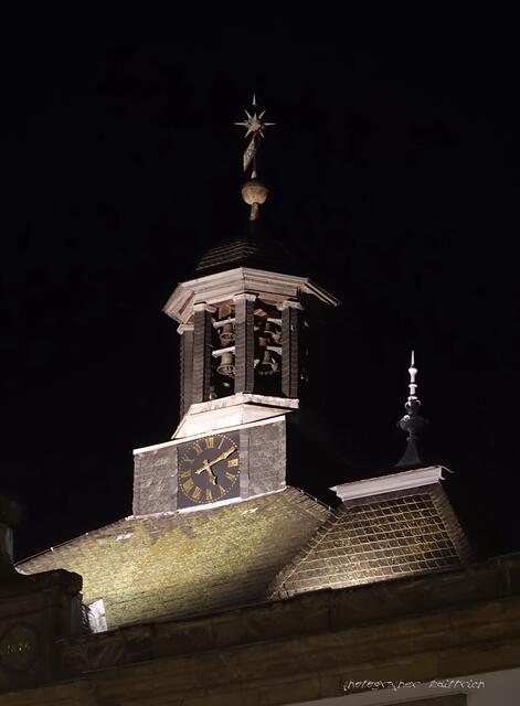 ..das Glockenspiel