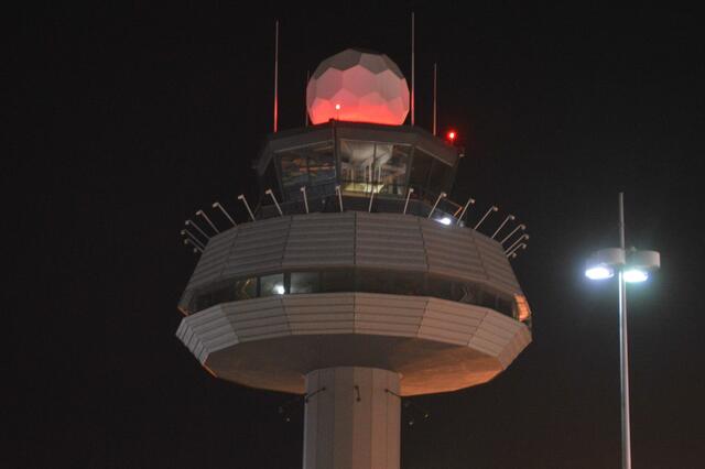 Der ehemalige alte Kontrollturm