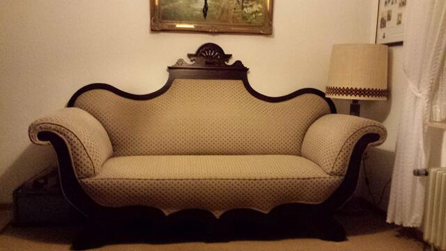 Das Sofa bei anderer Beleuchtung