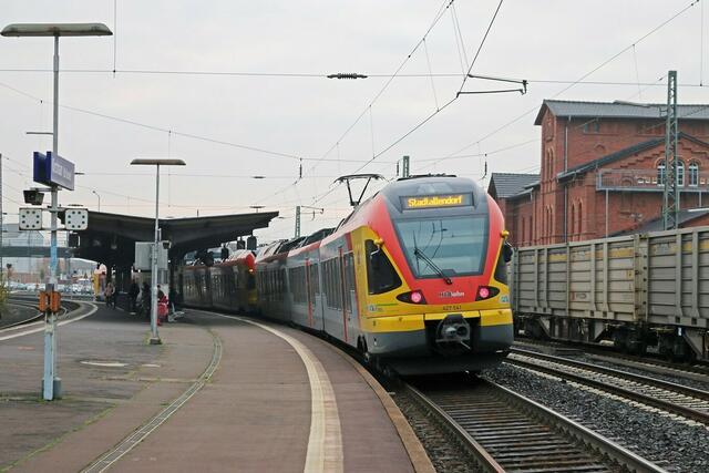Zweiteiliger Zug in Kirchhain (30.10.2015)