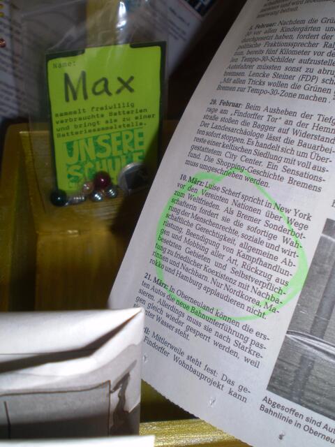 5. Foto: Blick auf die Worte "Als Bremer Sonderbotschafterin fordert sie die sofortige Wahrung der Menschenrechte, soziale und wirtschaftliche Gerechtigkeit, allgemeine Abrüstung, Beendigung von Kampfhandlungen und Mobbing aller Art..."