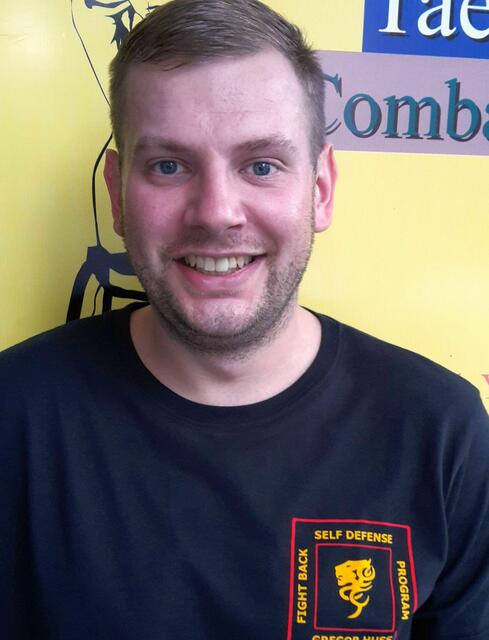 Fight Back Intructor 1.Dan im GetWell Georgensgmünd , Mittelfranken