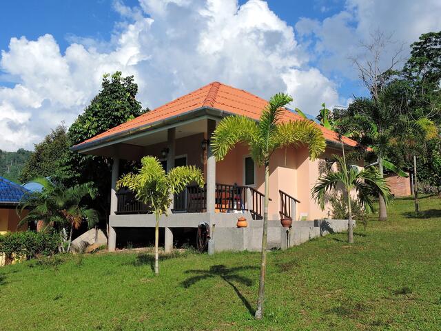 Unser Bungalow für die nächsten 4 Wochen !