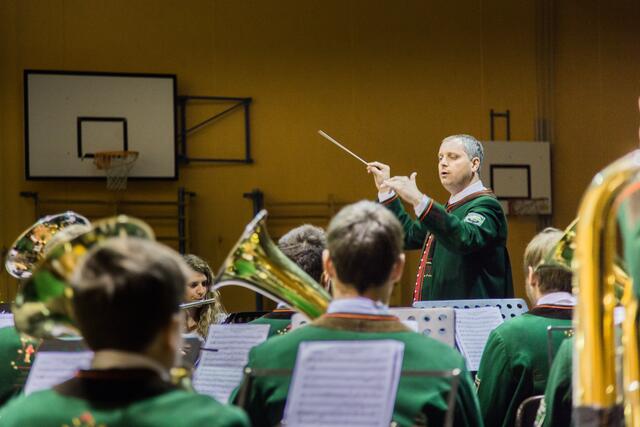 MV Reißkofel aus Reisach in Kärnten unter Leitung von Kapellmeister Otto Drießler | Foto: Rainer Guttroff