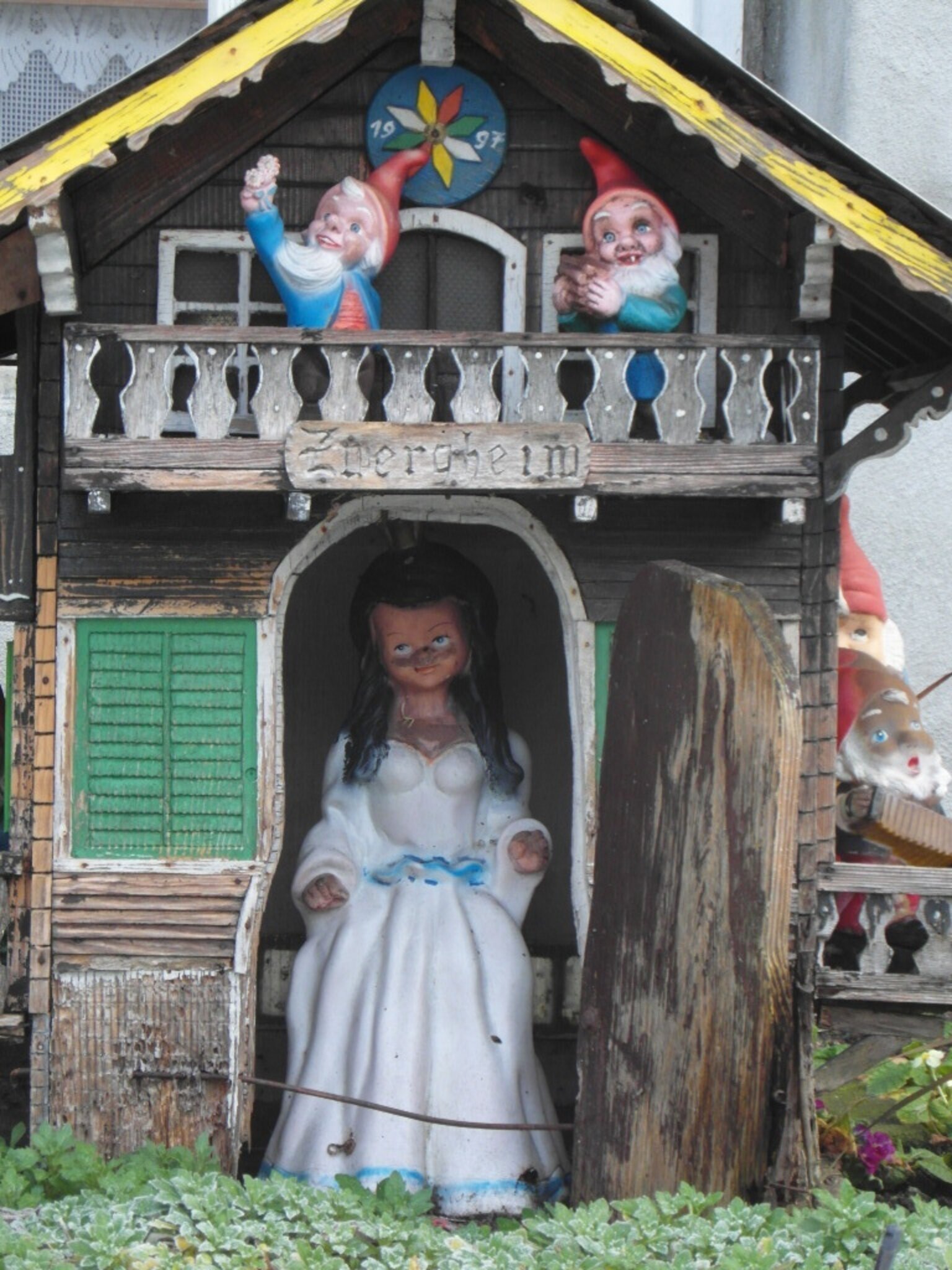 schneewittchenhaus spielzeug Dort wo Schneewittchen wohnt - Mannheim