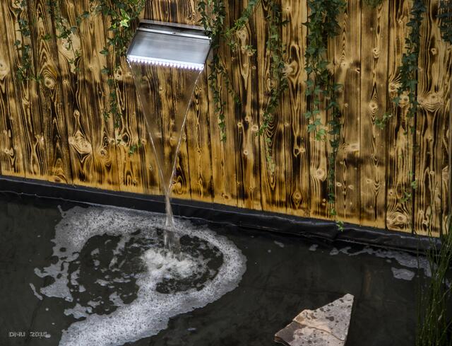 Brunnen gibt es in verschiedenen Varianten.
