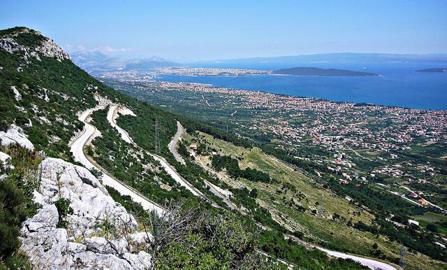 Blick auf Split vom Malackapass aus