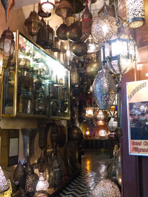 Bei diesem Anblick muss ich an so manches orientalische Märchen mit Dschinns und fliegenden Teppichen denken.