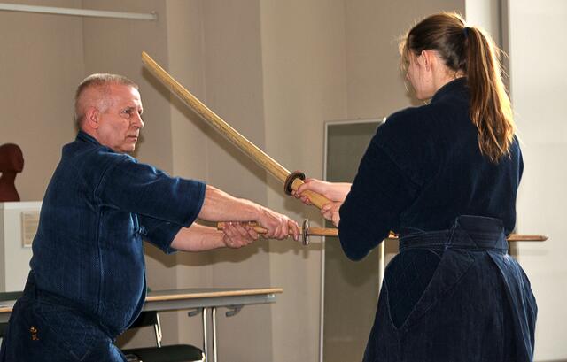 Kendo: Die Kunst des japanisches Schwertkampefes zeigten Mitglieder des TuS Celle.