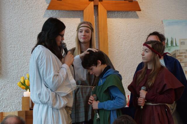 Jesus segnet die Kinder