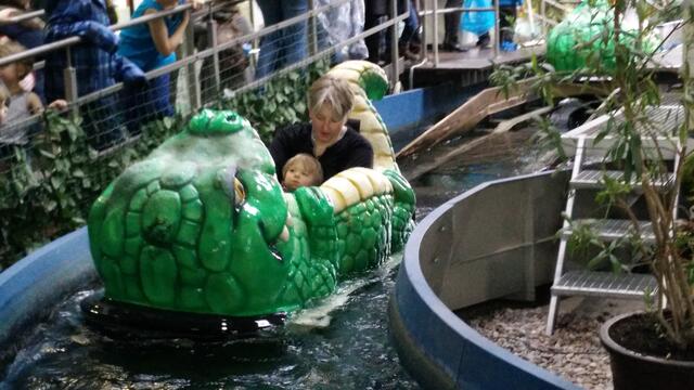 Indoor Wasserbahn des Kids Dinoworld