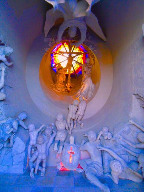 Erlöserkapelle abends mit blauem Licht © Angerer der Ältere