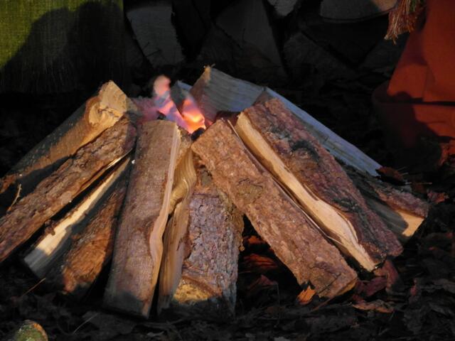 Das Lagerfeuer bei der Krippe