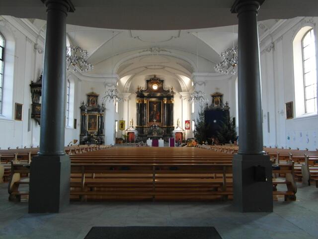 Vom Eingang die Sicht nach Vorne !