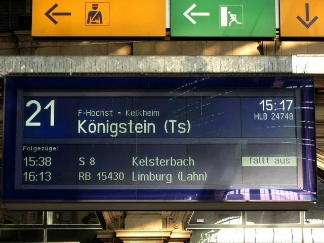 Anzeige am 10.03.2016 in Frankfurt (Einzelzug)