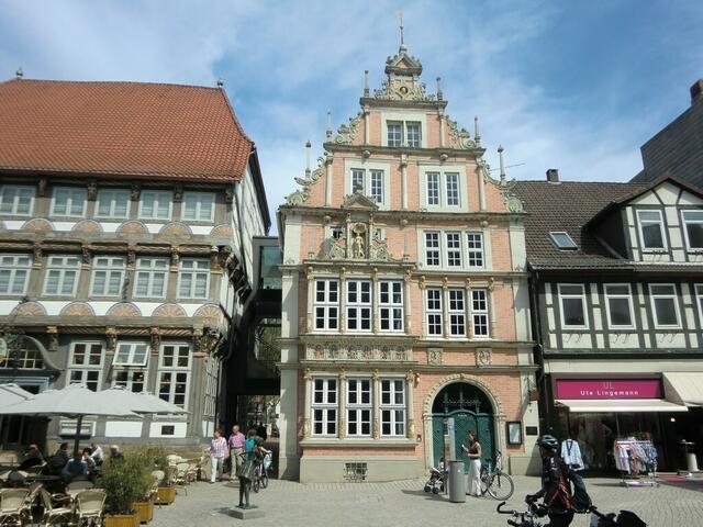In Hameln gibt es eine Menge zu entdecken. Hier das Museum neben dem Stiftsherrenhaus.