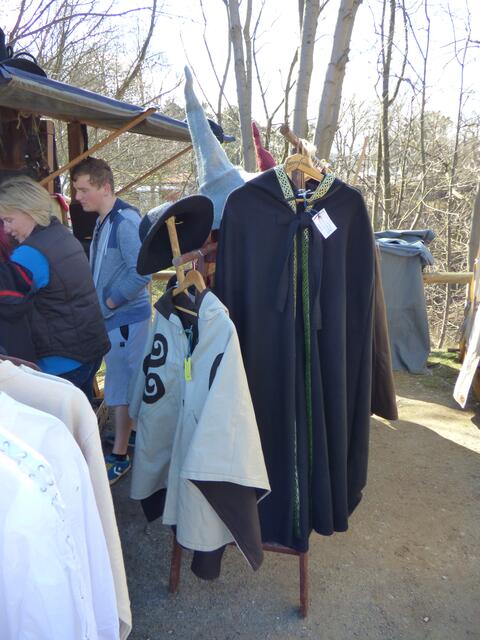 Schicke Gewandung