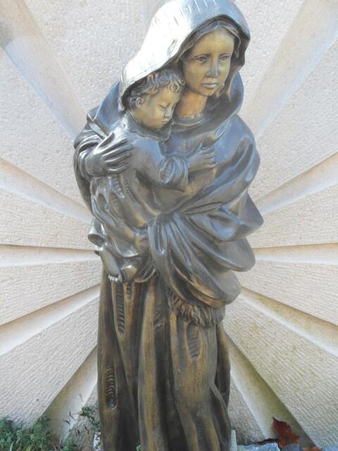 schön geschnitzte Holzkunst