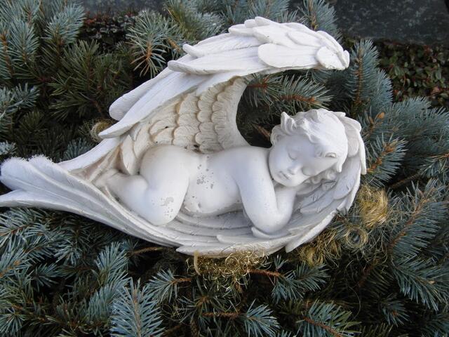 ob wir so ruhen dereinst ? Oder nur die Engel bei uns ?