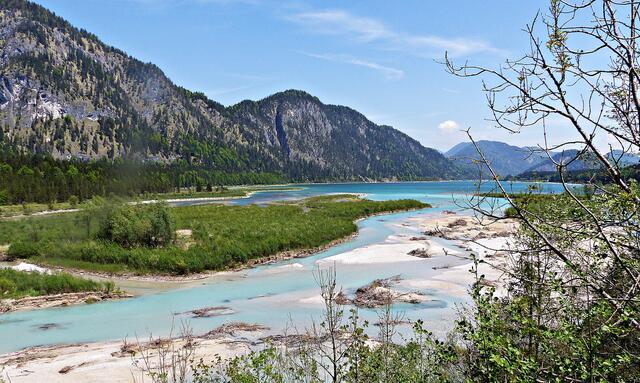 Die Mündung der Isar in den Sylvensteinspeicher