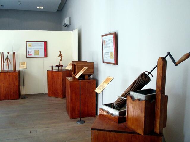 Blick in die Ausstellung - Leonardo da Vincis Maschinen in Naumburg !